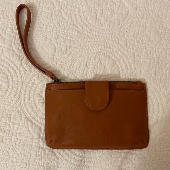 Universal Thread Handbags - Wristlet